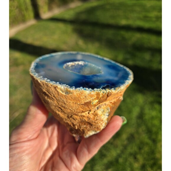 Blue Large Agate, Crystal Geode, Druzy Center, Natural Stone, Brazil Agate - Picture 5 of 10